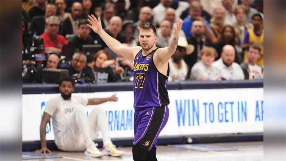 当老詹退休, 度披上希腊, 这次湖人高 当老詹退休, 度披上希腊, 这次湖人高