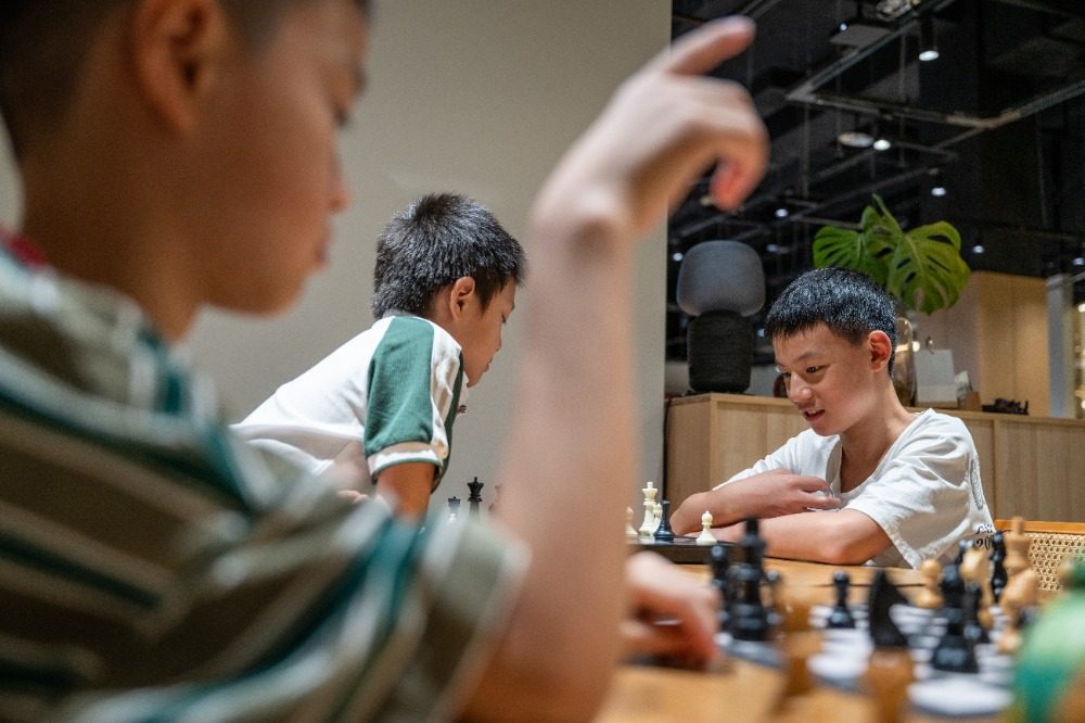 span, src, https span, src, https